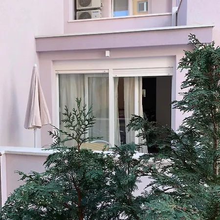Niko * Baska Voda