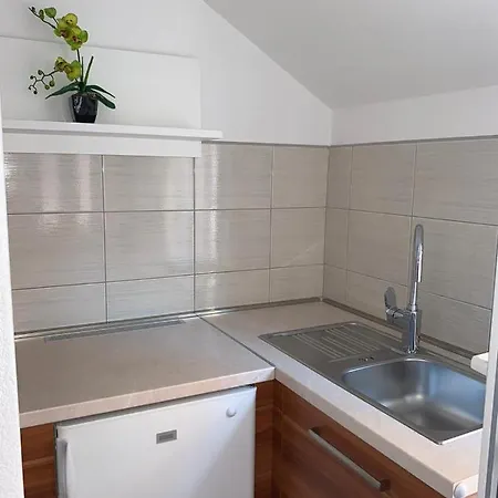 Apartman Niko Baska Voda
