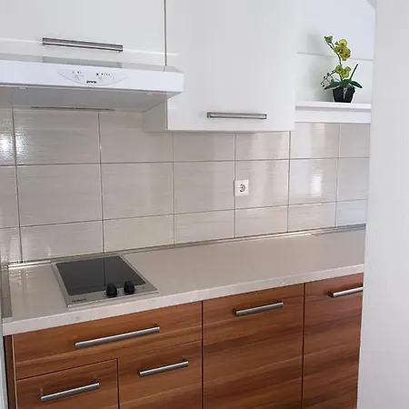 Apartament Niko *