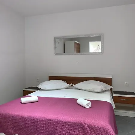 Apartament Niko Baška Voda