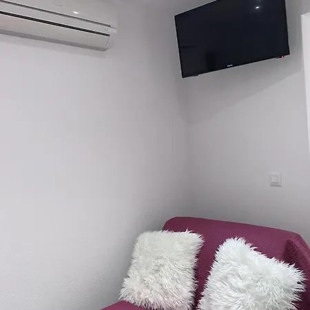 Apartamento Niko Baška Voda